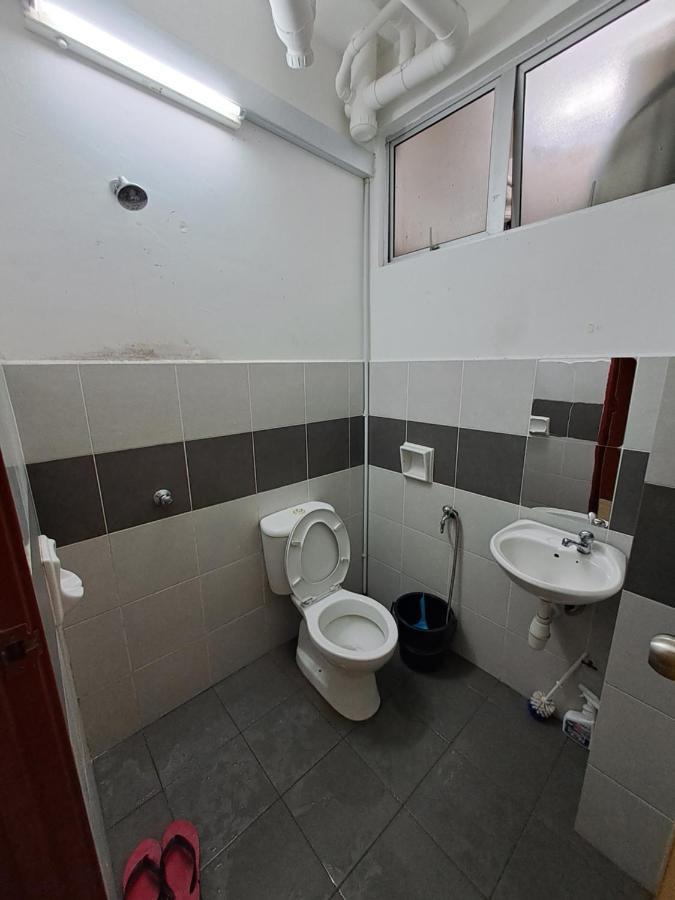 1201 Apartment Ladang Tok Pelam Tepipantaibatuburuk Kuala Terengganu Luaran gambar