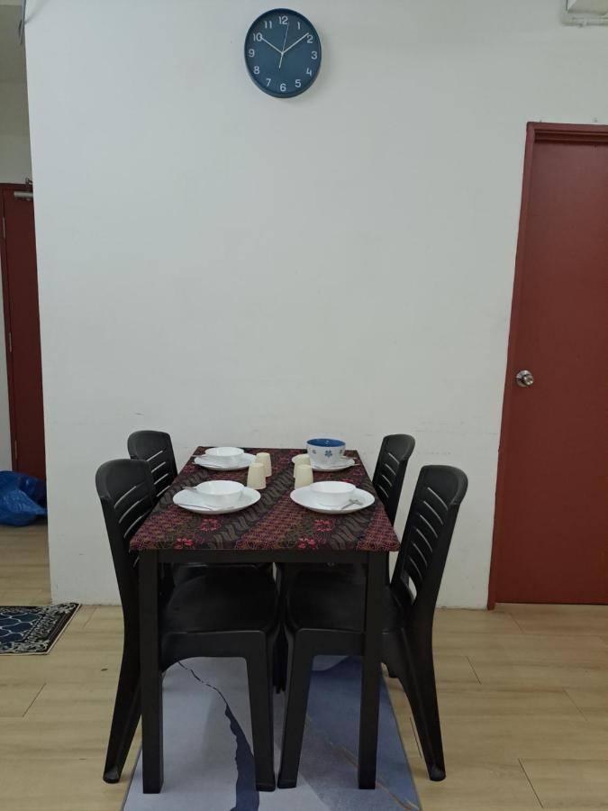 1201 Apartment Ladang Tok Pelam Tepipantaibatuburuk Kuala Terengganu Luaran gambar